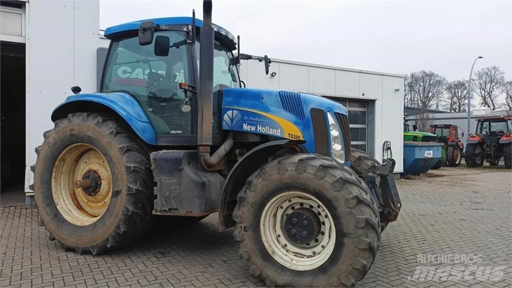 New Holland TG 285 トラクター