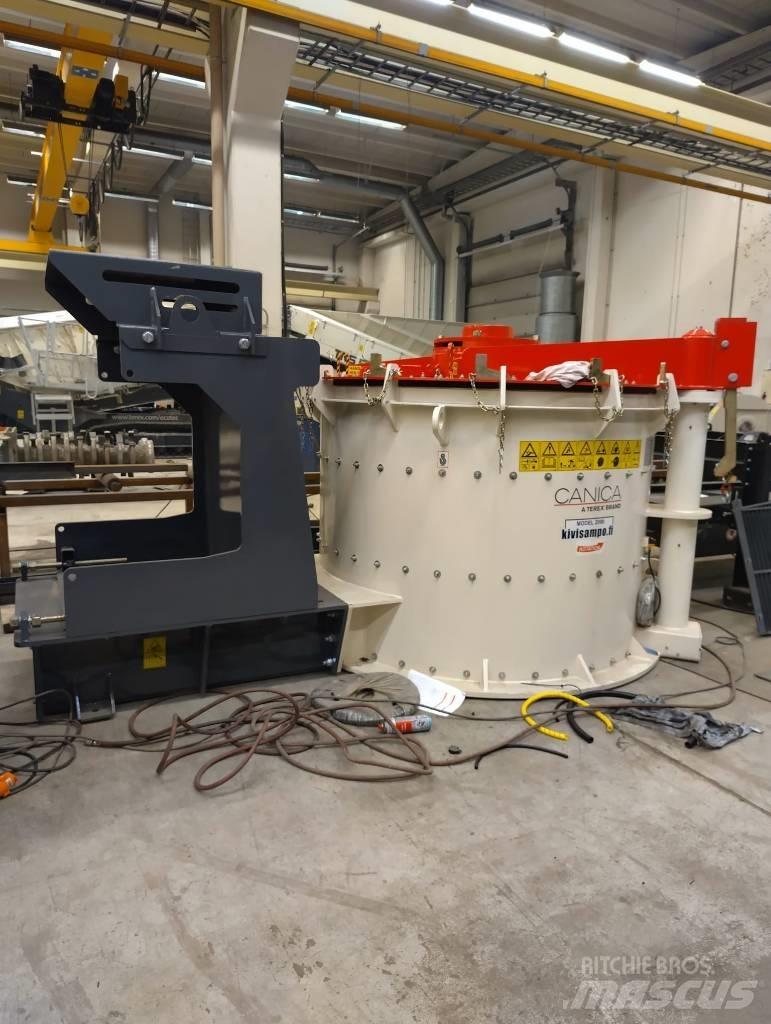 Terex Canica 2000 クラッシャー固定式