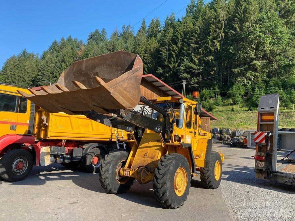 Volvo BM L 70 ホイールローダー・タイヤショベル