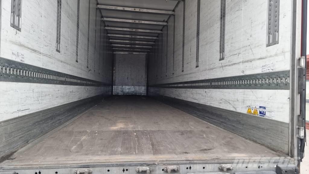 Schmitz Cargobull 冷凍冷蔵トレーラー
