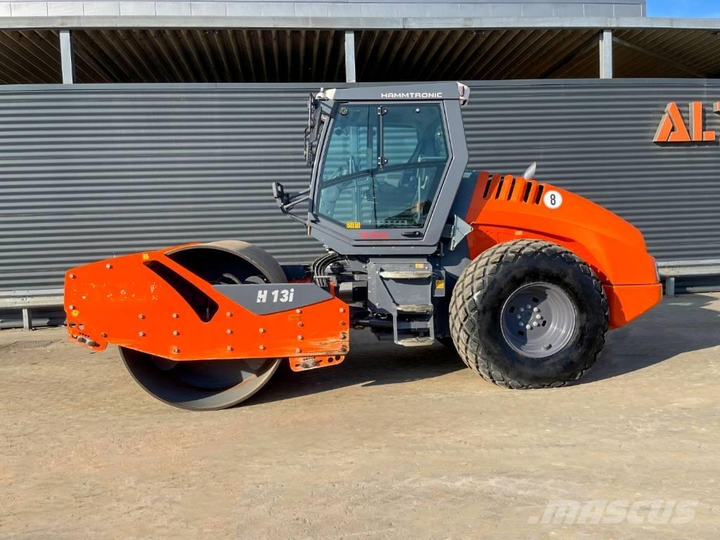 Hamm H 13I 振動ローラ