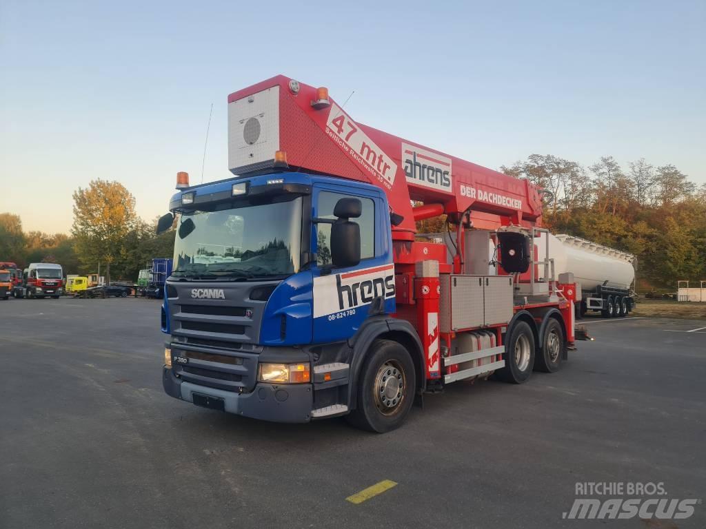 Scania P 380 トラック高所作業車