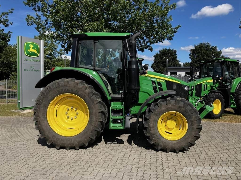 John Deere 6100M トラクター