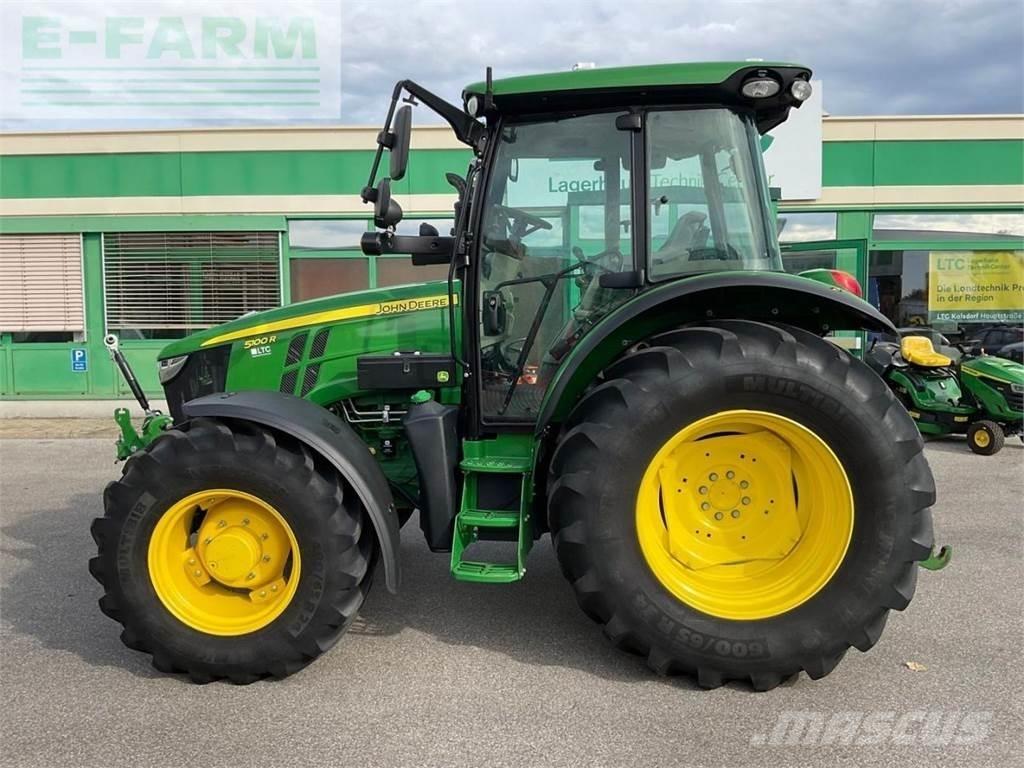 John Deere 5100R トラクター