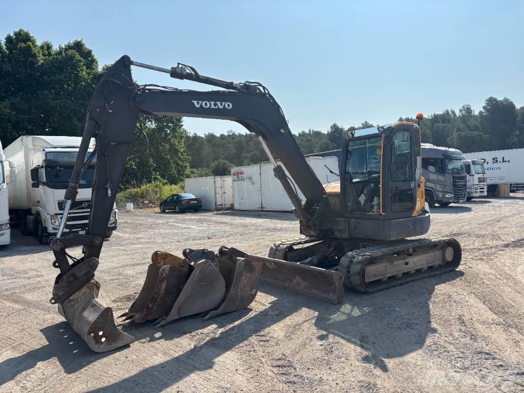 Volvo ECR 88 D 中型油圧ショベル 7ｔ-12ｔ（ユンボ・パワーショベル・バックホー）