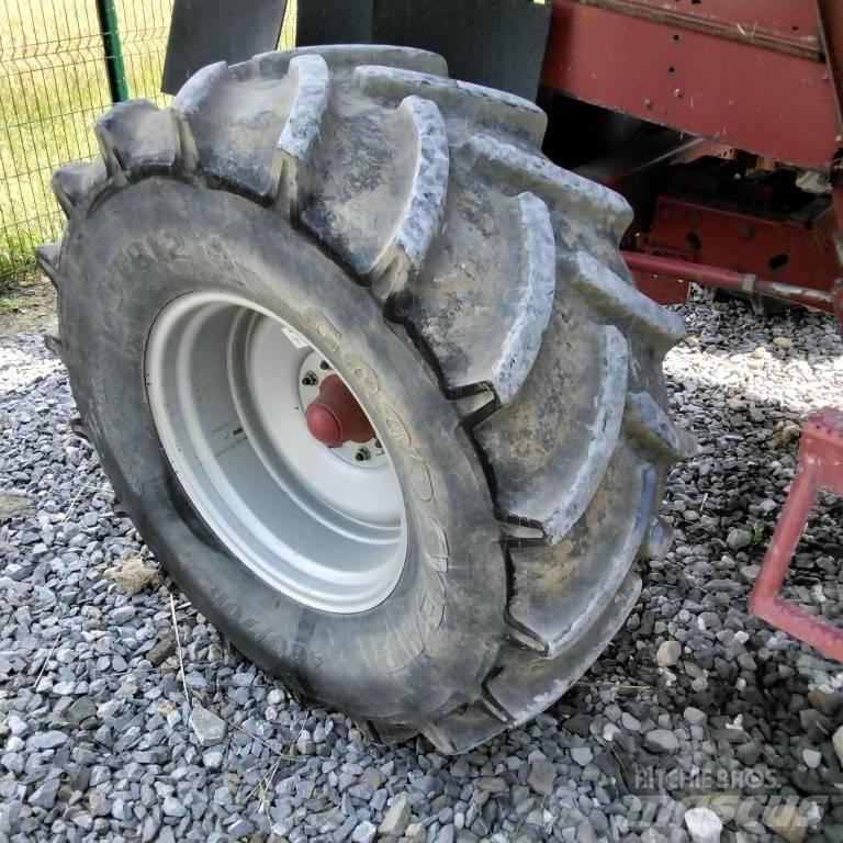 Case IH 2366E コンバイン