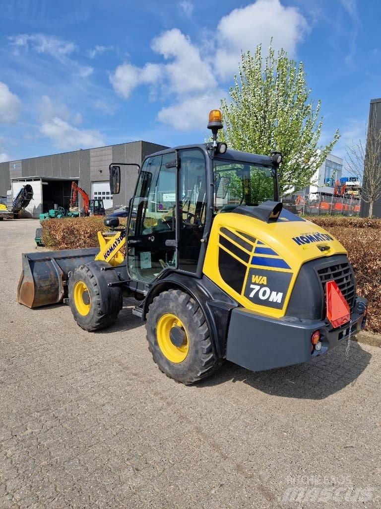 Komatsu WA70M ミニローダー