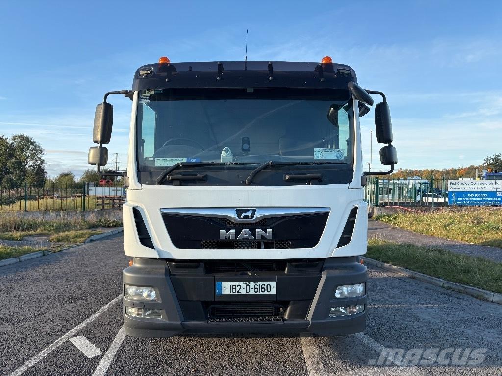MAN TGM 18.250 スキップローダートラック