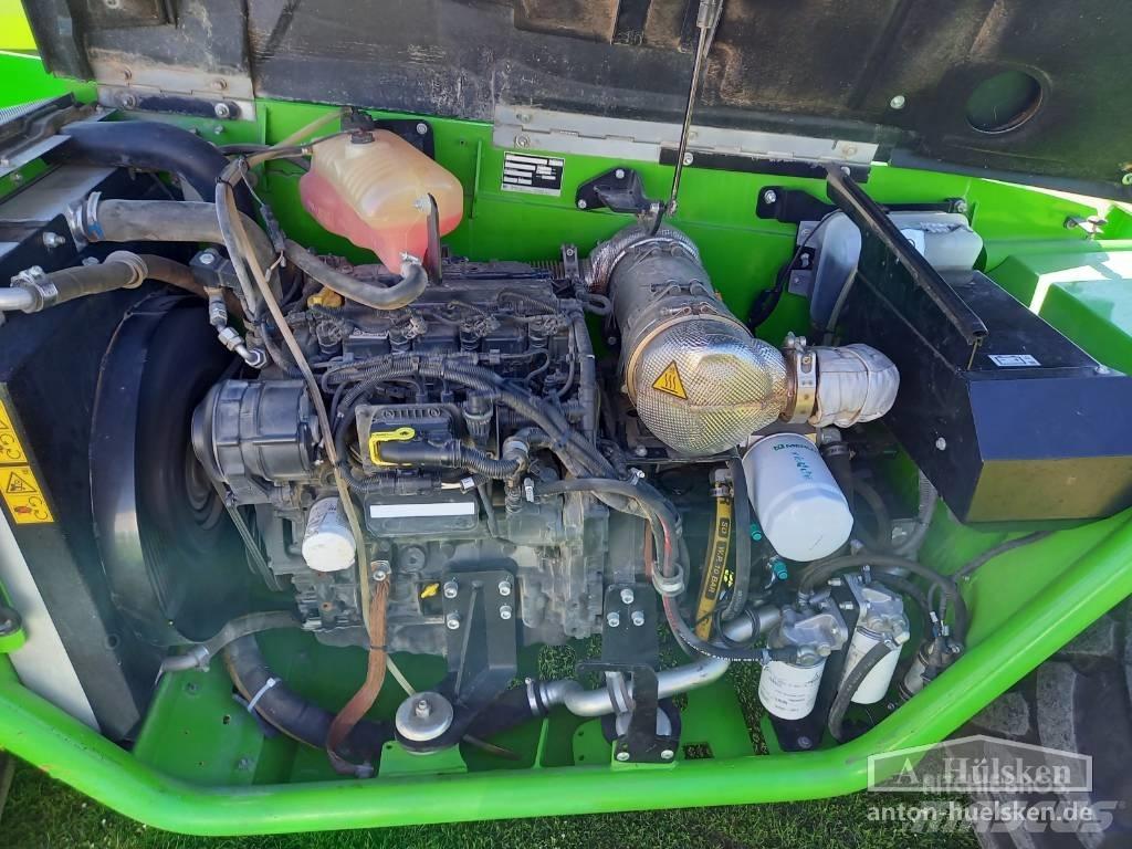 Merlo P 40.17 テレスコーピックハンドラー