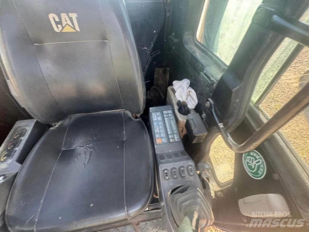CAT 308 C SR 大型油圧ショベル12t以上（パワーショベル・ユンボ）