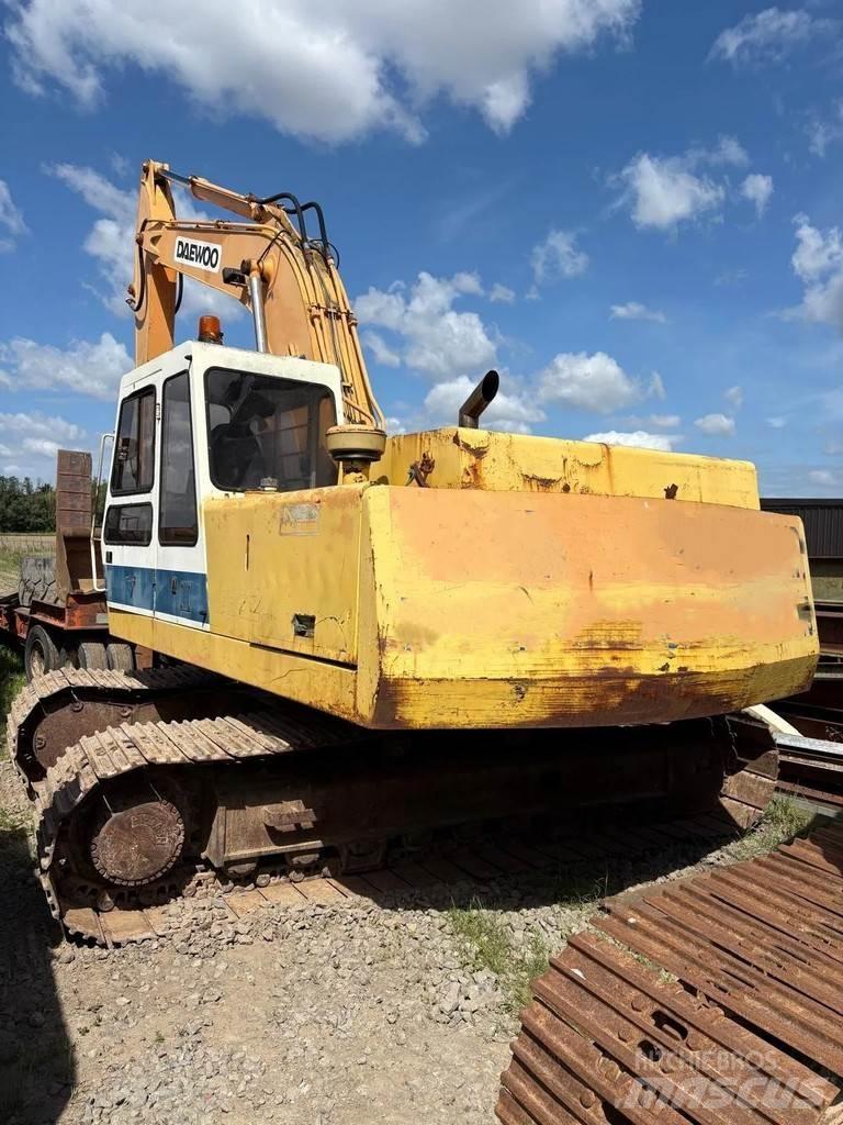 Daewoo DH 220LC 大型油圧ショベル12t以上（パワーショベル・ユンボ）