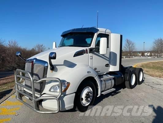 Kenworth T 680 中古トラクターヘッド | トレーラーヘッド