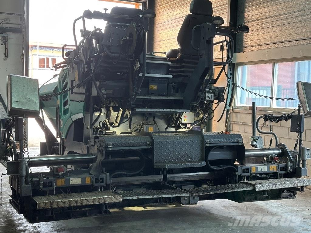 Vögele Super 1300-3i スクレイパー