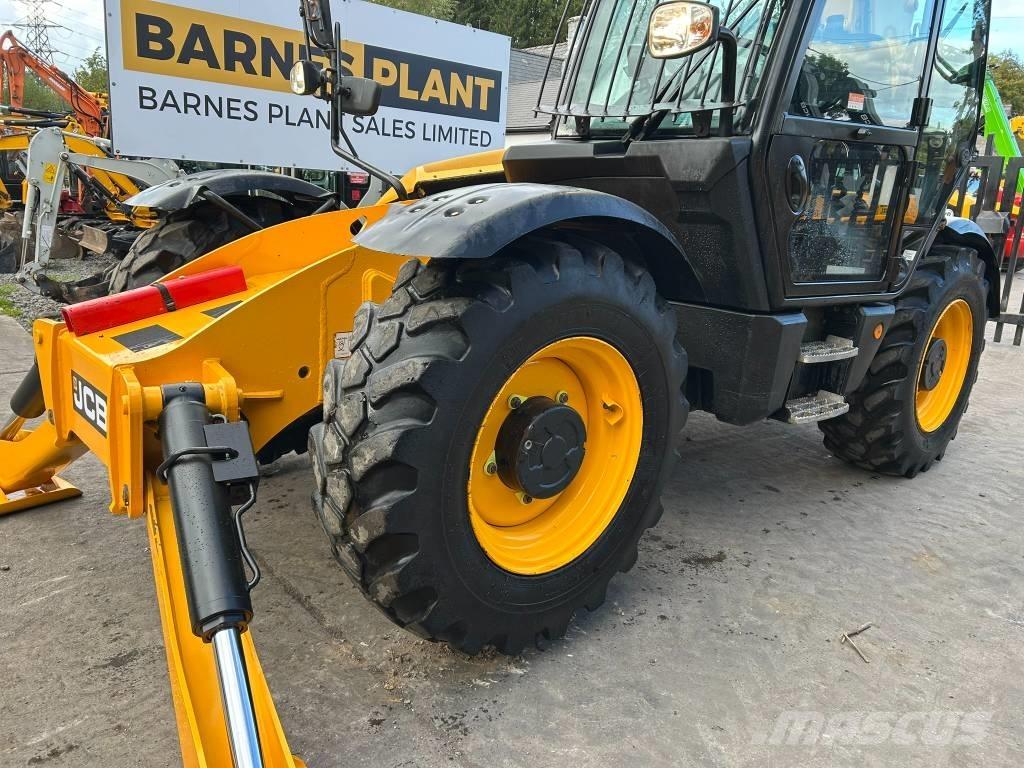 JCB 535-125 Hiviz テレスコーピックハンドラー
