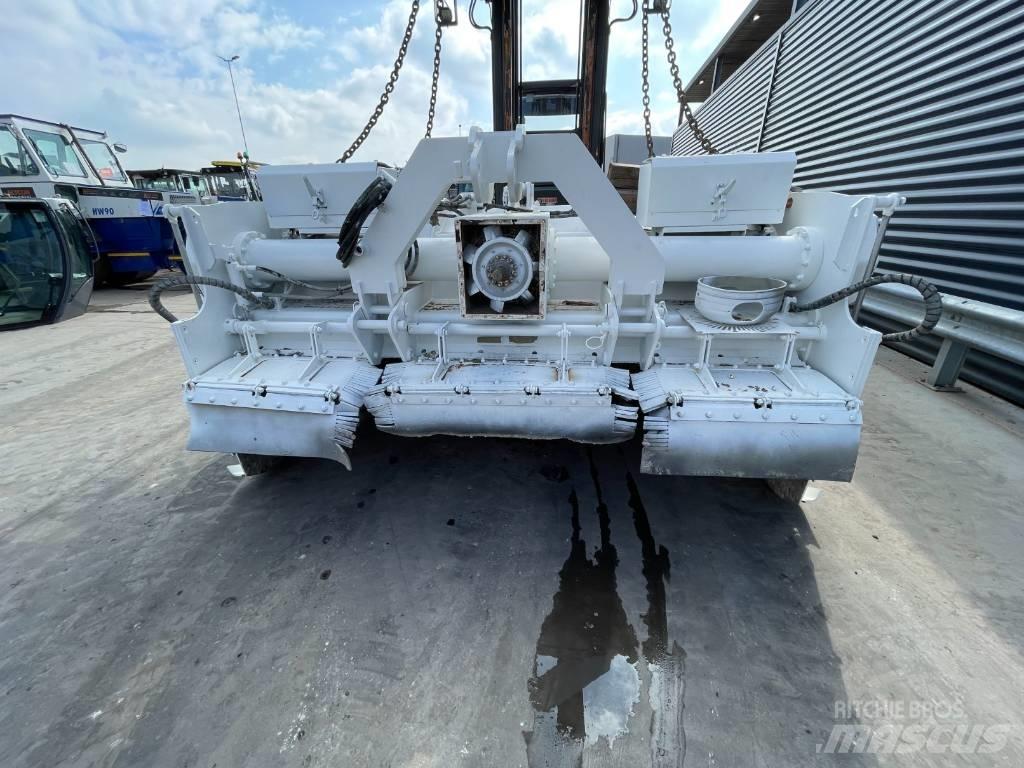 Wirtgen WS 250 アスファルトリサイクルマシン
