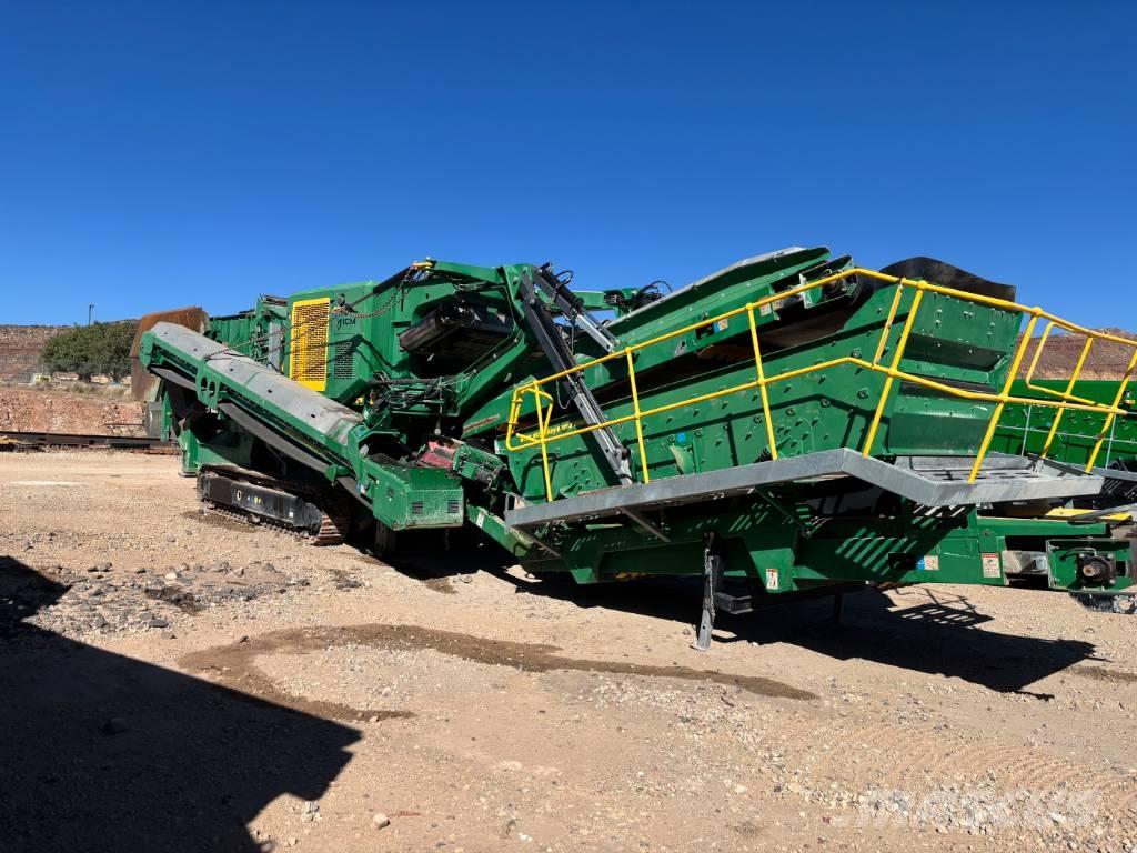 McCloskey I44RV3 クラッシャー固定式