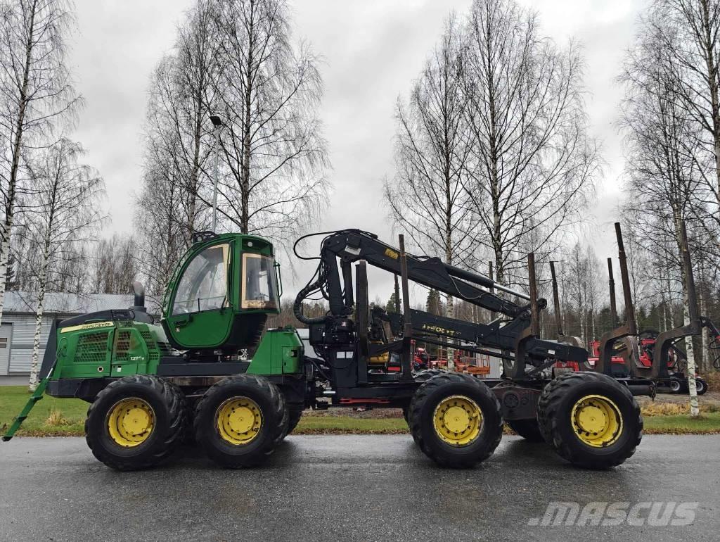John Deere 1210 E フォワーダー