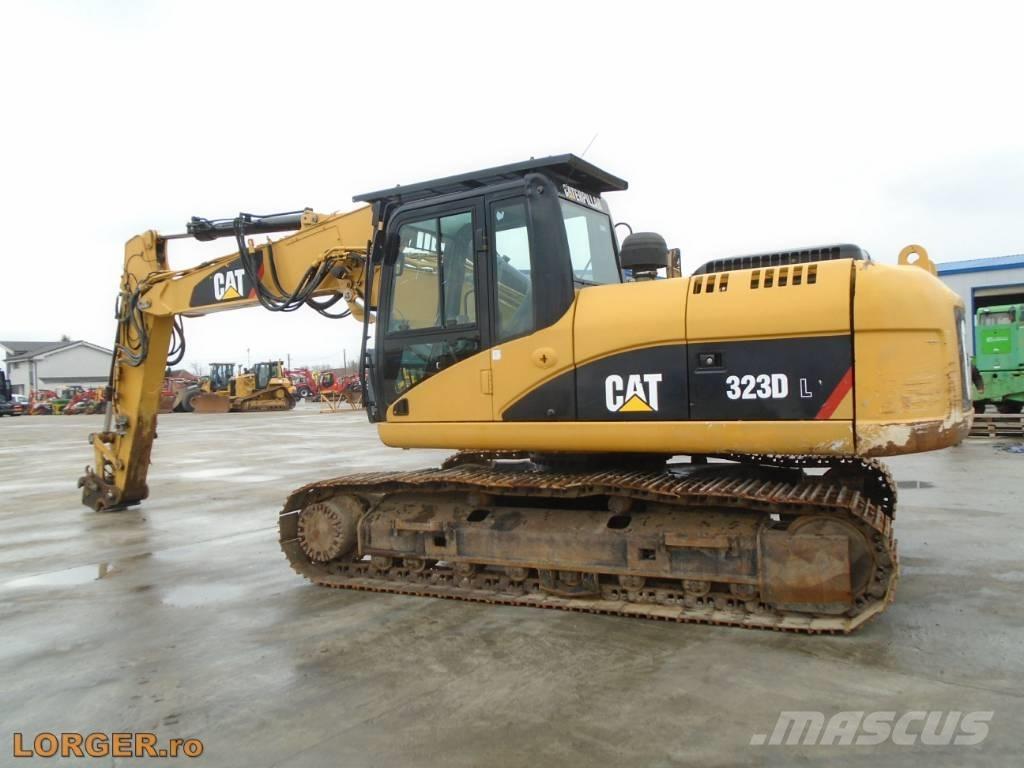 CAT 323 D 大型油圧ショベル12t以上（パワーショベル・ユンボ）