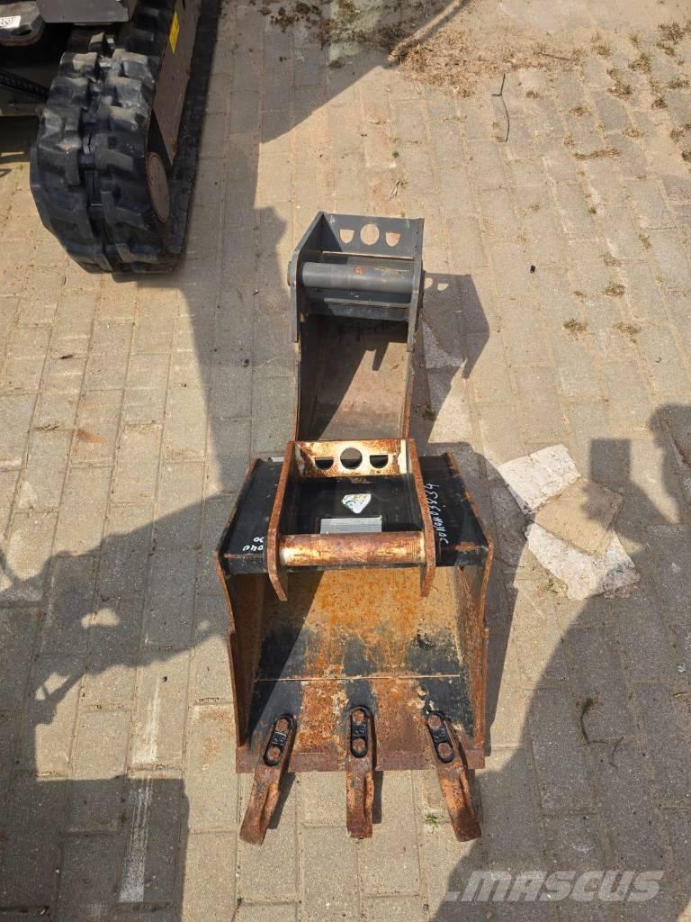 Volvo EC 18 E ミニ油圧ショベル 7t以下（ミニユンボ・ミニディガー）