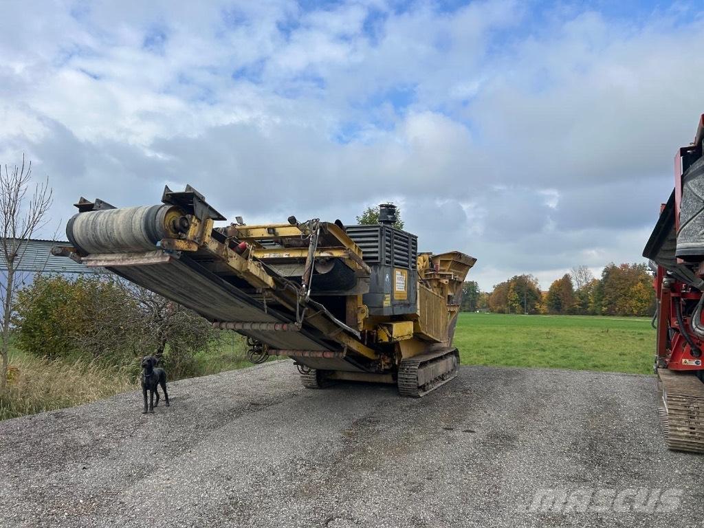 Hartl PC1270 自走式クラッシャー