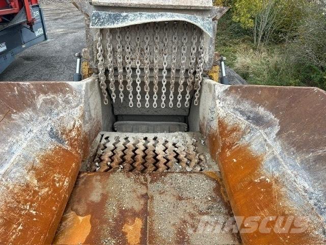 Hartl PC1270 自走式クラッシャー