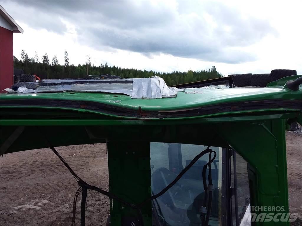 John Deere E/G キャビン及び内装