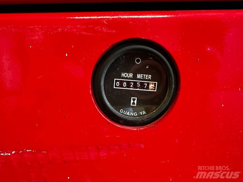 Magni ES 1412 E シザースリフト