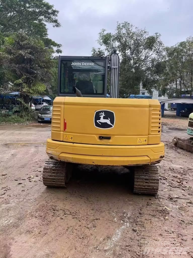 John Deere E60 ミニ油圧ショベル 7t以下（ミニユンボ・ミニディガー）