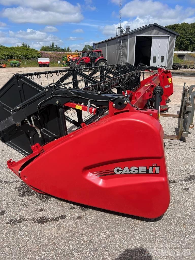 Case IH 3050 コンバイン・ハーベスター・ヘッド
