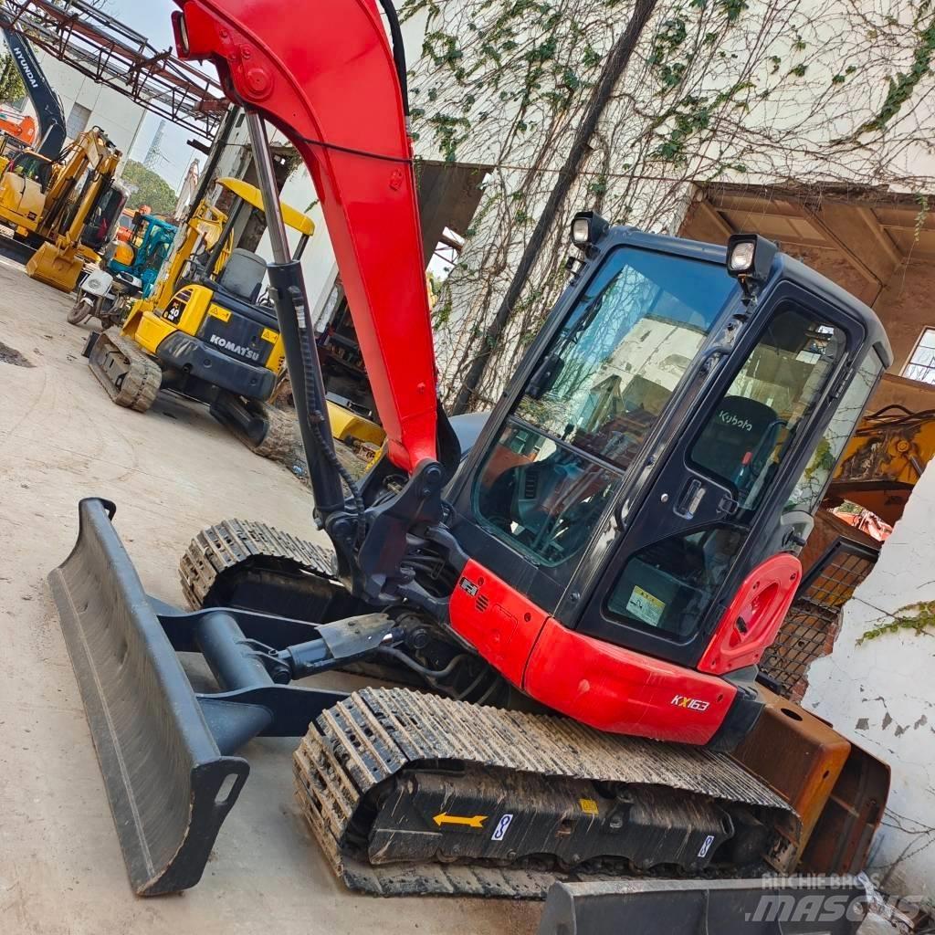 Kubota KX 163 ミニ油圧ショベル 7t以下（ミニユンボ・ミニディガー）