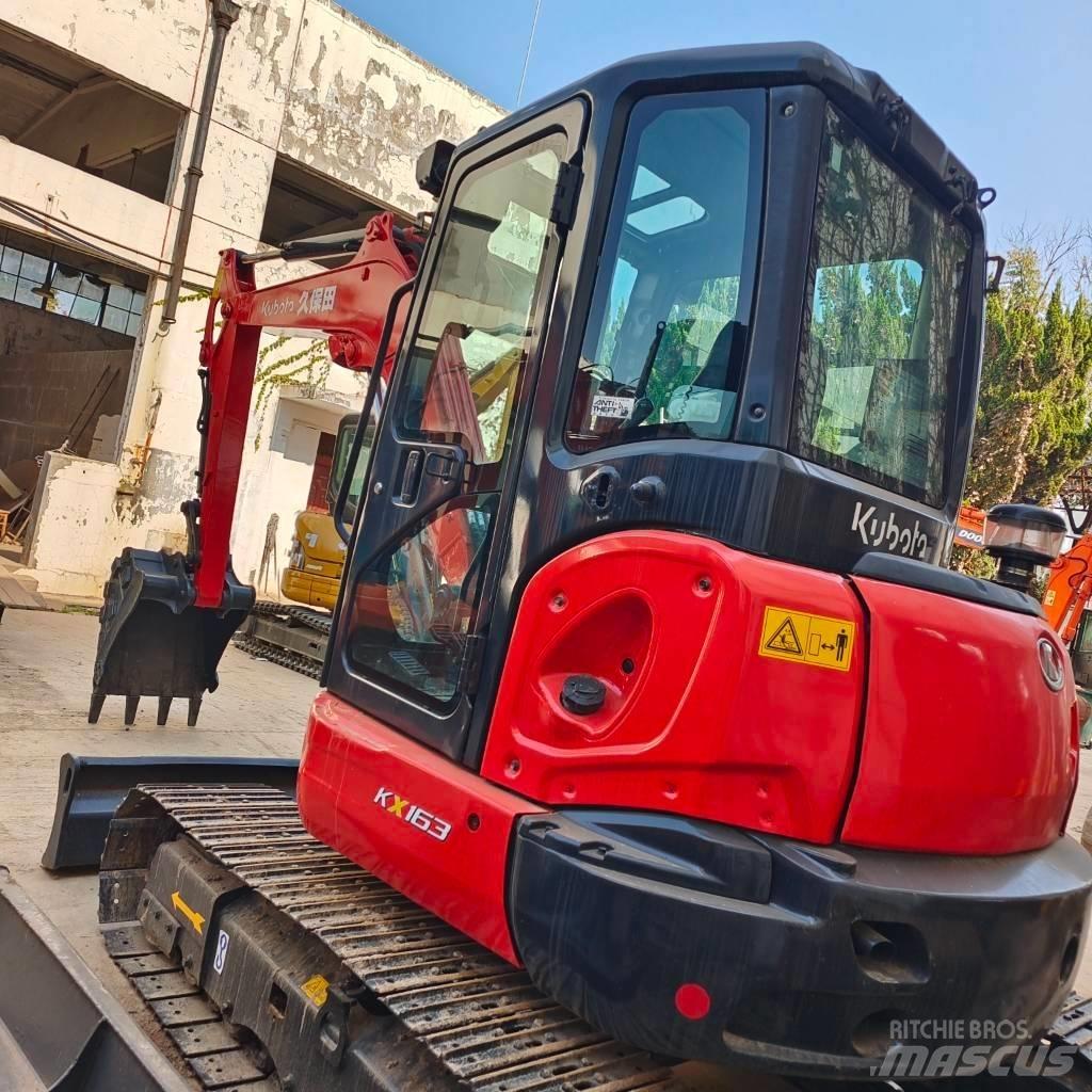 Kubota KX 163 ミニ油圧ショベル 7t以下（ミニユンボ・ミニディガー）