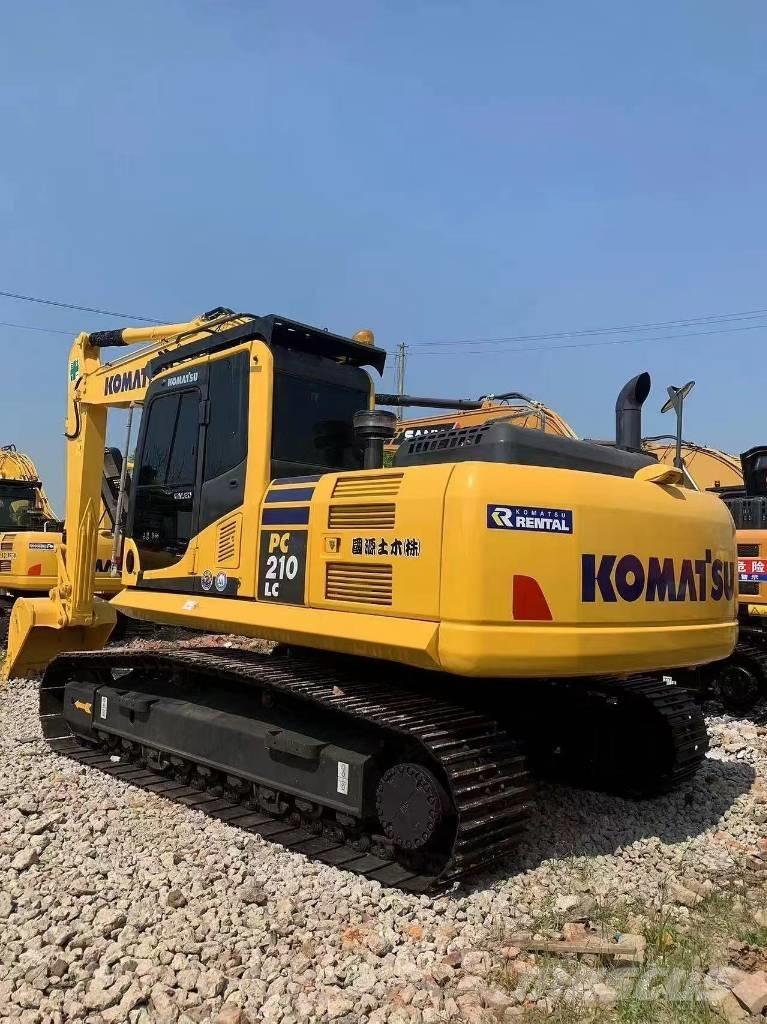 Komatsu PC 210 LC 大型油圧ショベル12t以上（パワーショベル・ユンボ）