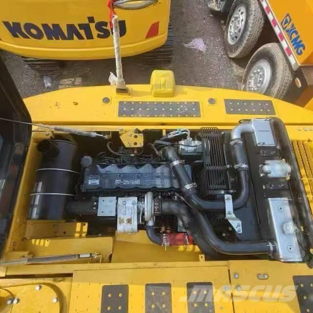 Komatsu PC 210 LC 大型油圧ショベル12t以上（パワーショベル・ユンボ）