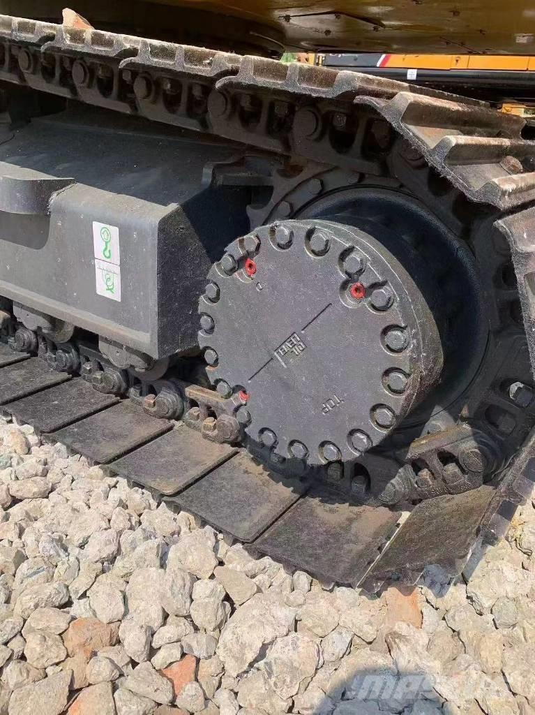 Komatsu PC 210 LC 大型油圧ショベル12t以上（パワーショベル・ユンボ）