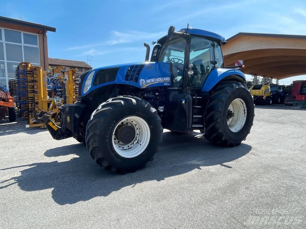 New Holland T 8.360 トラクター