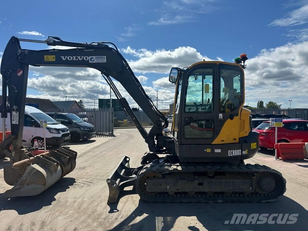Volvo ECR 88 D 中型油圧ショベル 7ｔ-12ｔ（ユンボ・パワーショベル・バックホー）