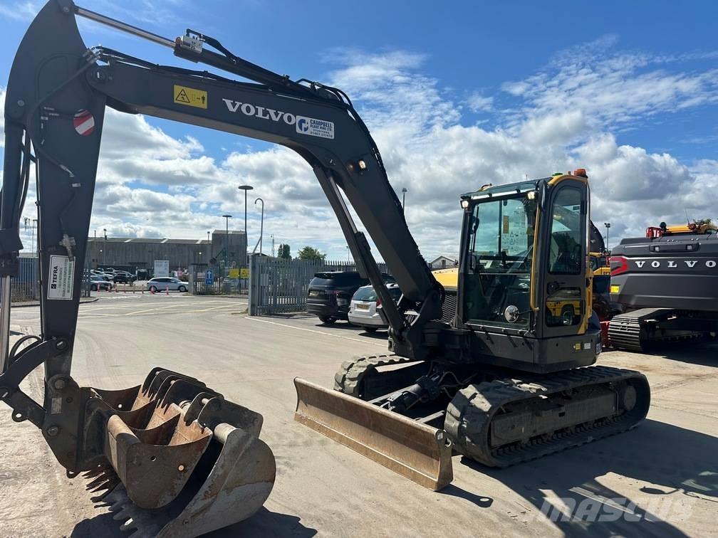 Volvo ECR 88 D 中型油圧ショベル 7ｔ-12ｔ（ユンボ・パワーショベル・バックホー）