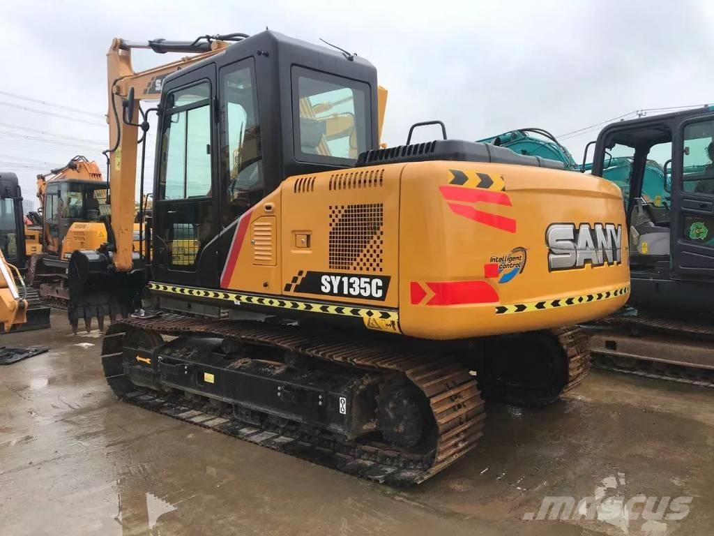 Sany SY 135 C 大型油圧ショベル12t以上（パワーショベル・ユンボ）