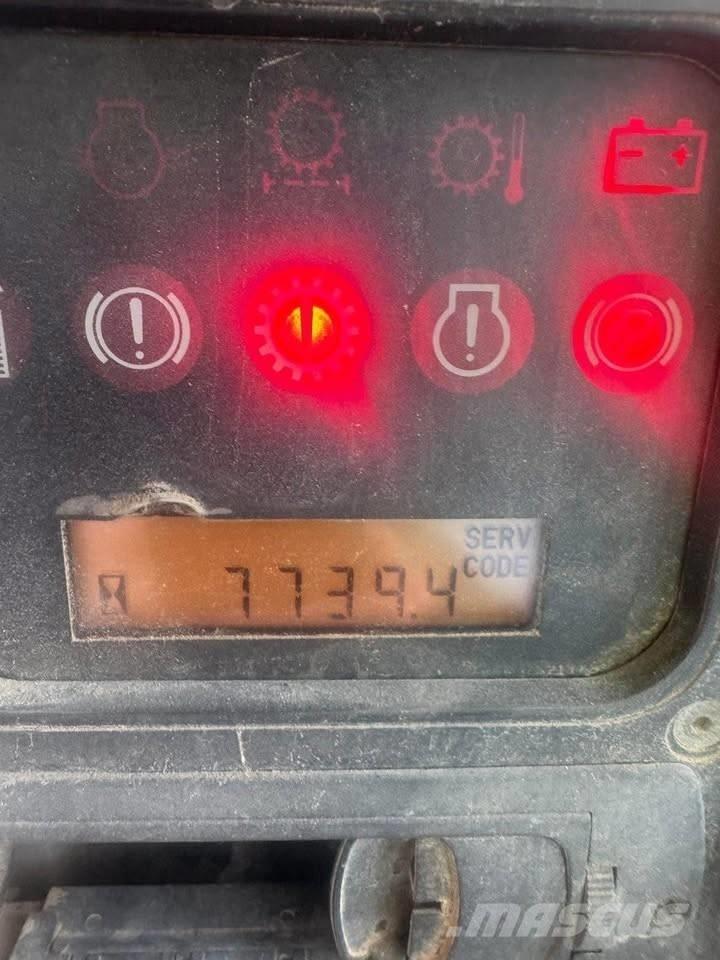CAT D 6 N ブルドーザー