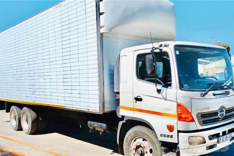 Hino 500 2626 その他トラック