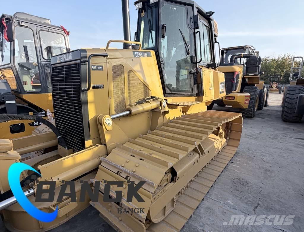 CAT d5k ブルドーザー