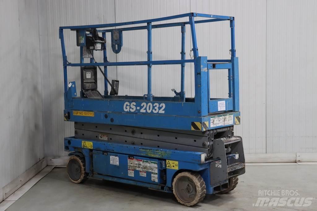 Genie GS-2032 シザースリフト