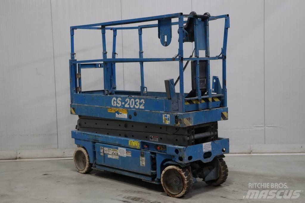 Genie GS-2032 シザースリフト