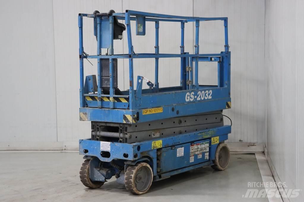 Genie GS-2032 シザースリフト