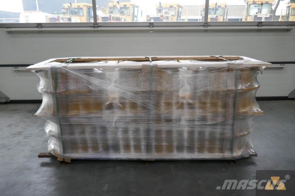 CAT 570-3854 タイヤ、ホイル、リム