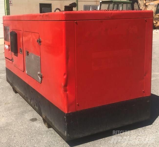 Himoinsa HIW 100 ディーゼル発電機