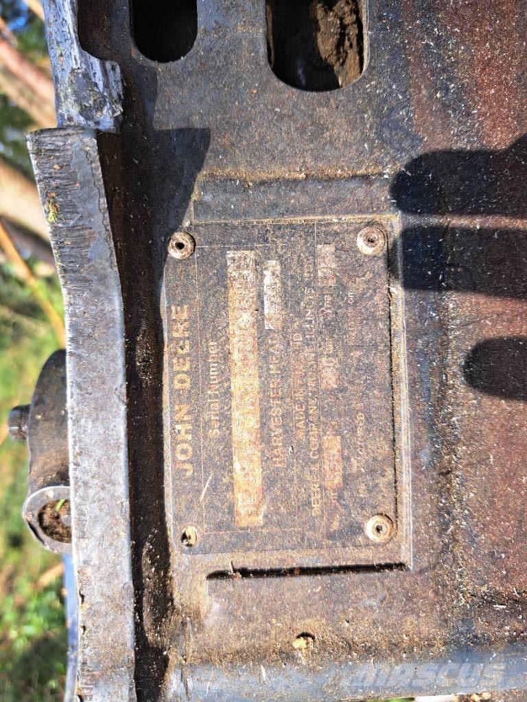 John Deere 1170G ハーベスター