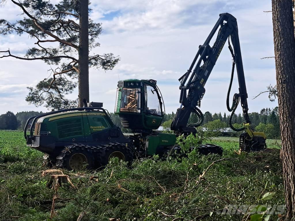 John Deere 1170G ハーベスター