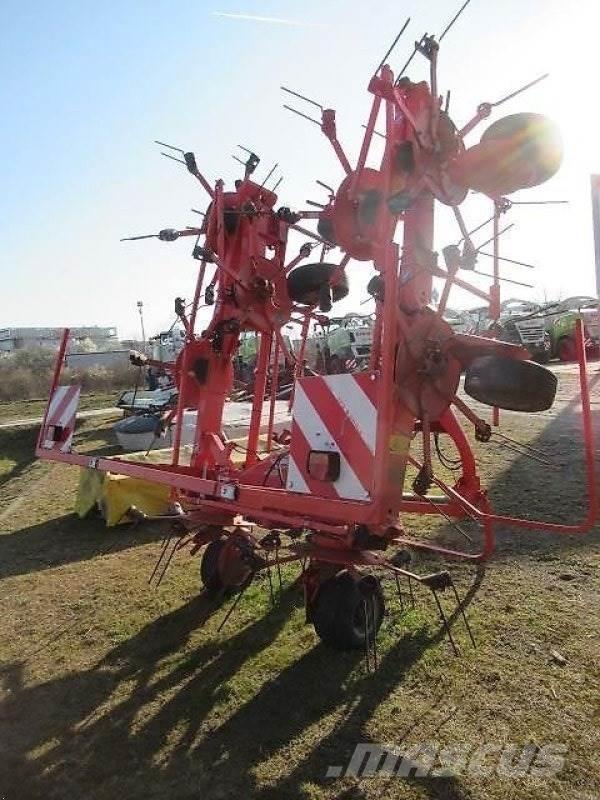 Kuhn GF8702 テッダー・テッダーレーキ