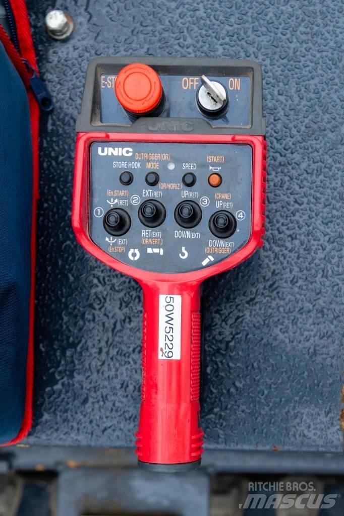Unic URW-547 CDER ミニクレーン